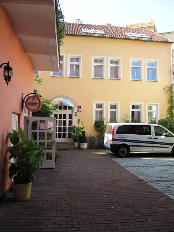 Amadeus Hotel Prague Exterior photo