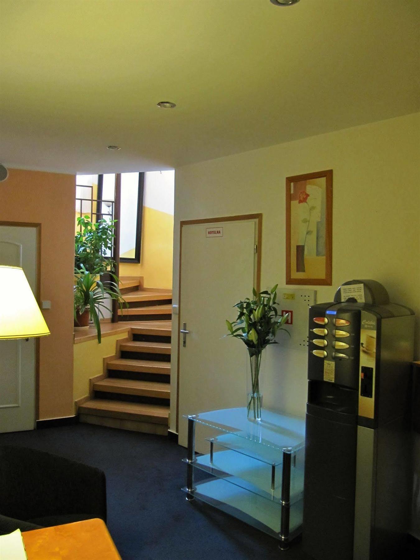 Amadeus Hotel Prague Exterior photo